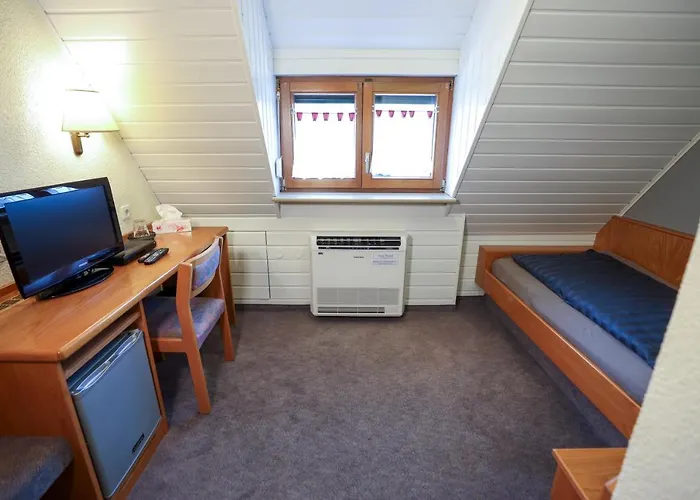 Πανσιόν Garni Kambeitz Ötigheim